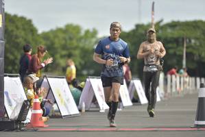 BIB: 829
                            <button type="button" onclick="openModal(4942684)" class="btn btn-primary btn-sm float-right btn-popup" data-toggle="modal" data-target=".modal-high-quality">
                        <i class="fas fa-shopping-cart"></i> Add to Cart
                    </button>
                                            <button type="button" onclick="isThisMe(4942684, true)" class="btn btn-success btn-sm float-right btn-popup btn-isme hidden" data-toggle="tooltip" data-placement="bottom" title="นี่คือรูปของคุณใช่ไหม คลิกที่นี่เพื่อเอาเข้าอัลบั้ม">
                        <i class="fas fa-plus"></i> Add to album
                    </button>
                    <button type="button" onclick="isThisMe(4942684, false)" class="btn btn-warning btn-sm float-right btn-popup btn-isnotme hidden">
                        <i class="fas fa-ban"></i> Remove from album
                    </button>